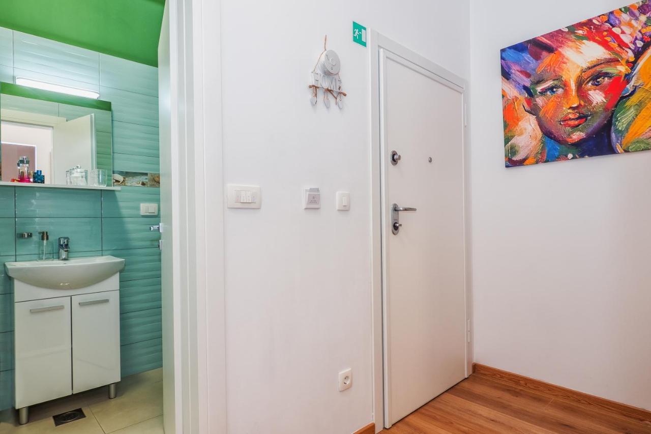 Apartment Queen Teuta In The Heart Of Split Historical Heritage Екстериор снимка