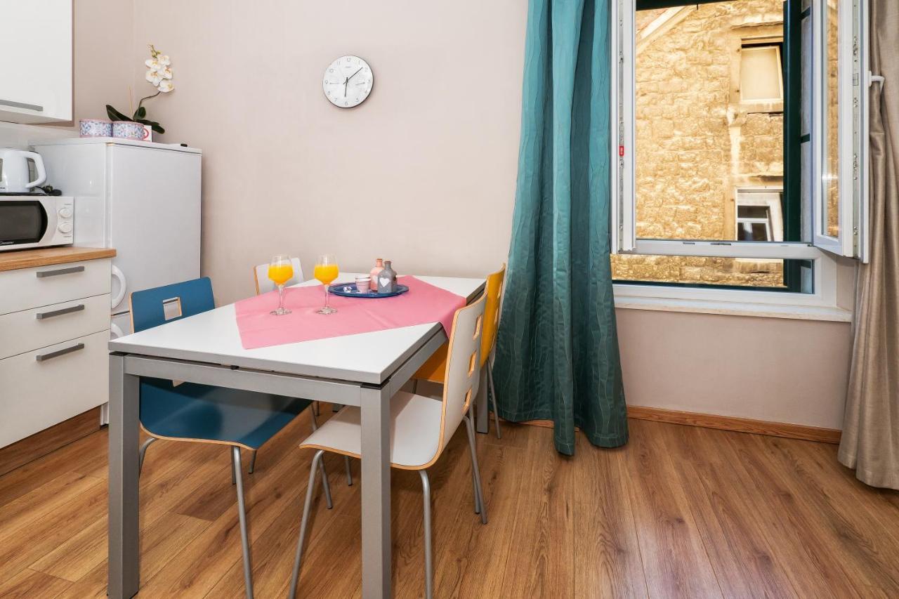 Apartment Queen Teuta In The Heart Of Split Historical Heritage Екстериор снимка