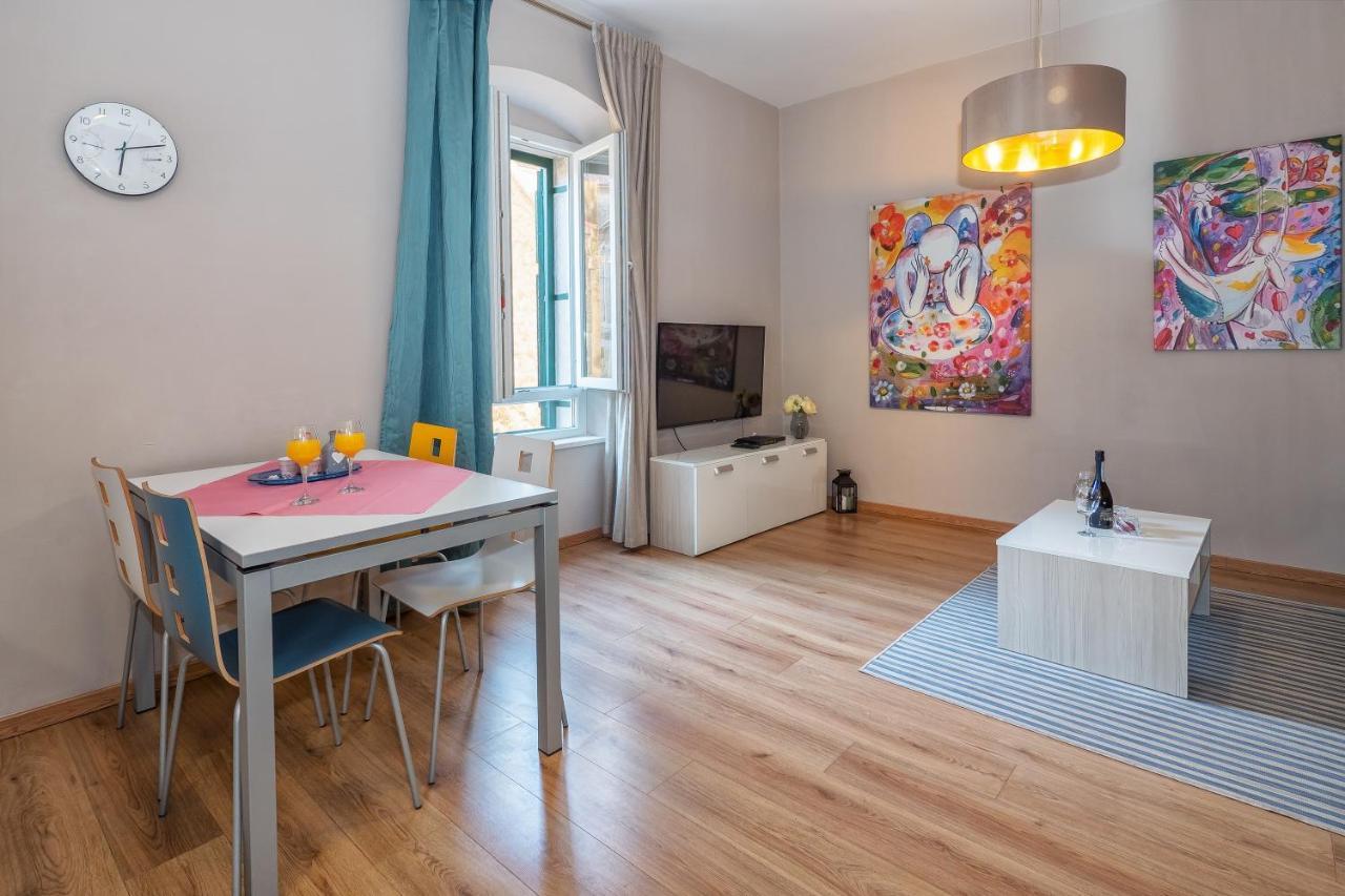Apartment Queen Teuta In The Heart Of Split Historical Heritage Екстериор снимка